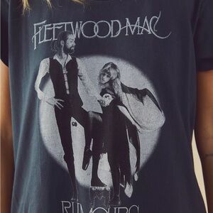 Fleetwood Mac Rumours U-Neck Tee • L